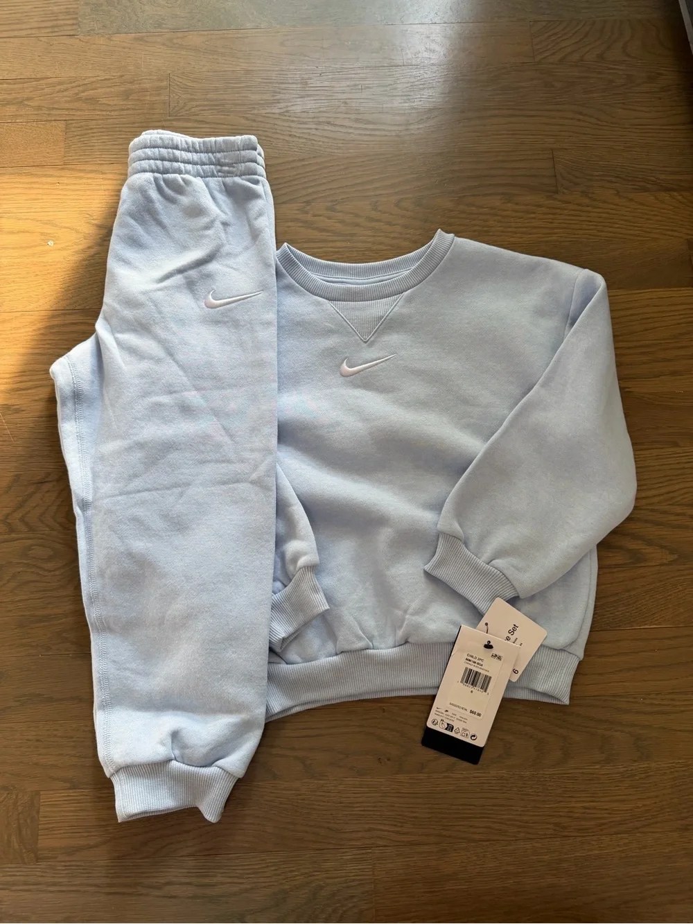 NWT Nike Boys Pastel Blue Sweatshirt & Sweatpants Set size 6